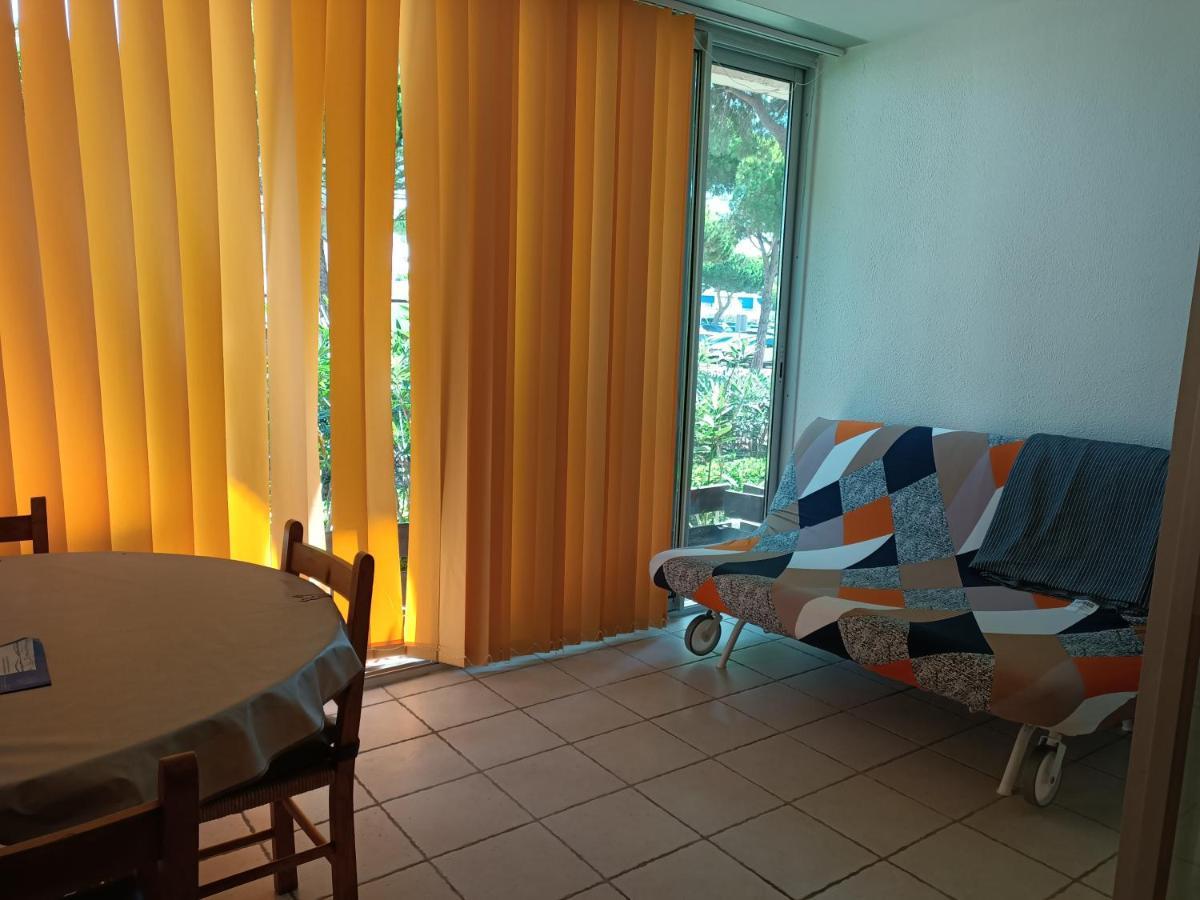 Superbe studio avec Loggia entre port et plage Le Grau-du-Roi Eksteriør bilde